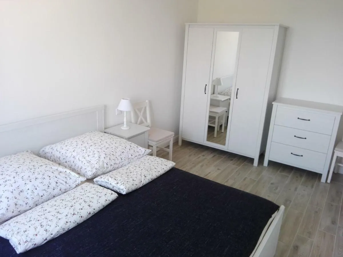 Apartment Rosenberg Medolino 0*,  Croazia